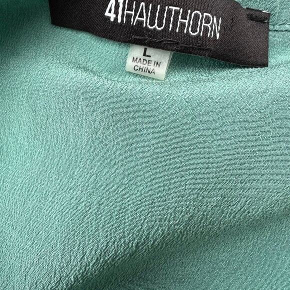 41 Hawthorn, women's size L sleeveless with partial button-down and rounded hem - Picture 7 of 8